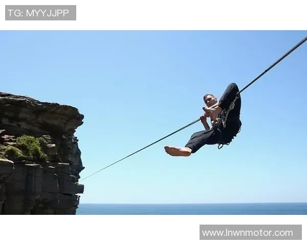 成都极限运动队灵活性引发热议运动员表现与安全风险的辩论